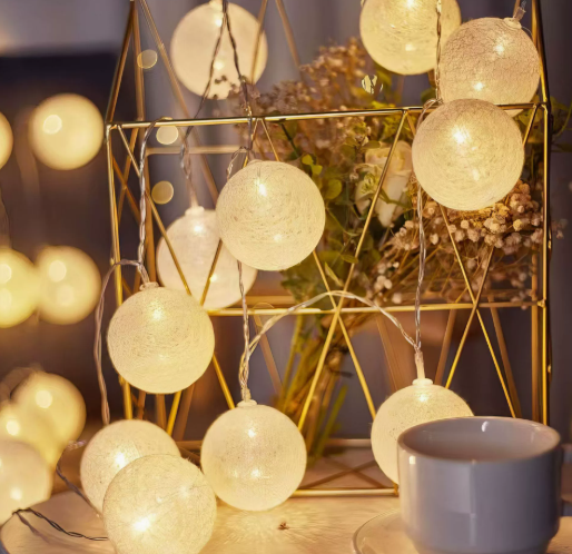 Lichtslinger met Geweven Bolletjes Warm LED Sfeerlicht voor Slaapkamer Woonkamer 20-200 Lichtpunten | Sansoti