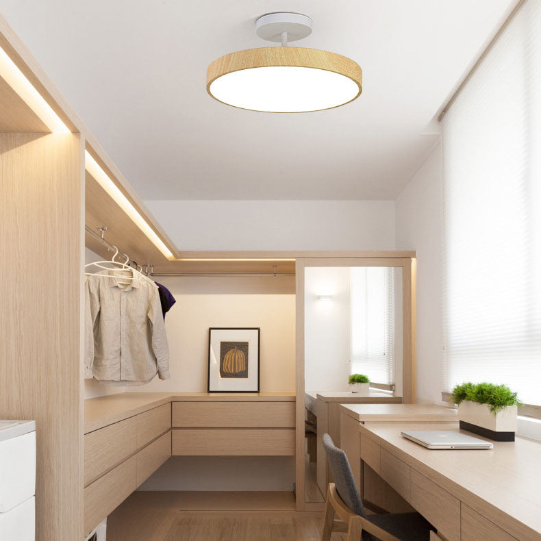 Runde LED-Deckenleuchte im Semi-Flush-Design in Holzoptik, Japandi, 30 cm - minimalistische Deckenbeleuchtung für das Wohnzimmer | Sansoti