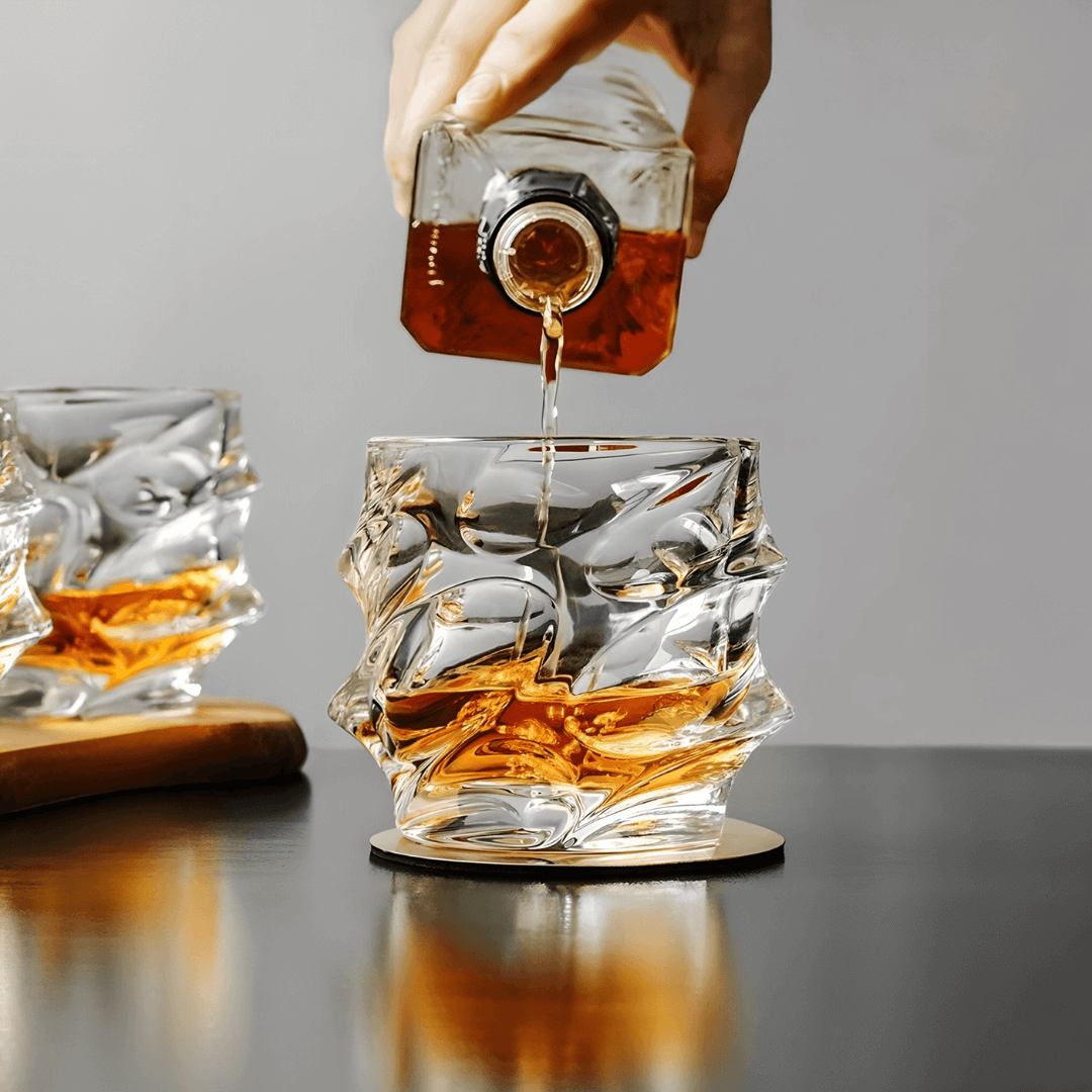Japans Kristallen Whiskeyglas met Golfstructuur voor Optimale Grip Smaakbeleving en Stijlvol Serveren | Sansoti
