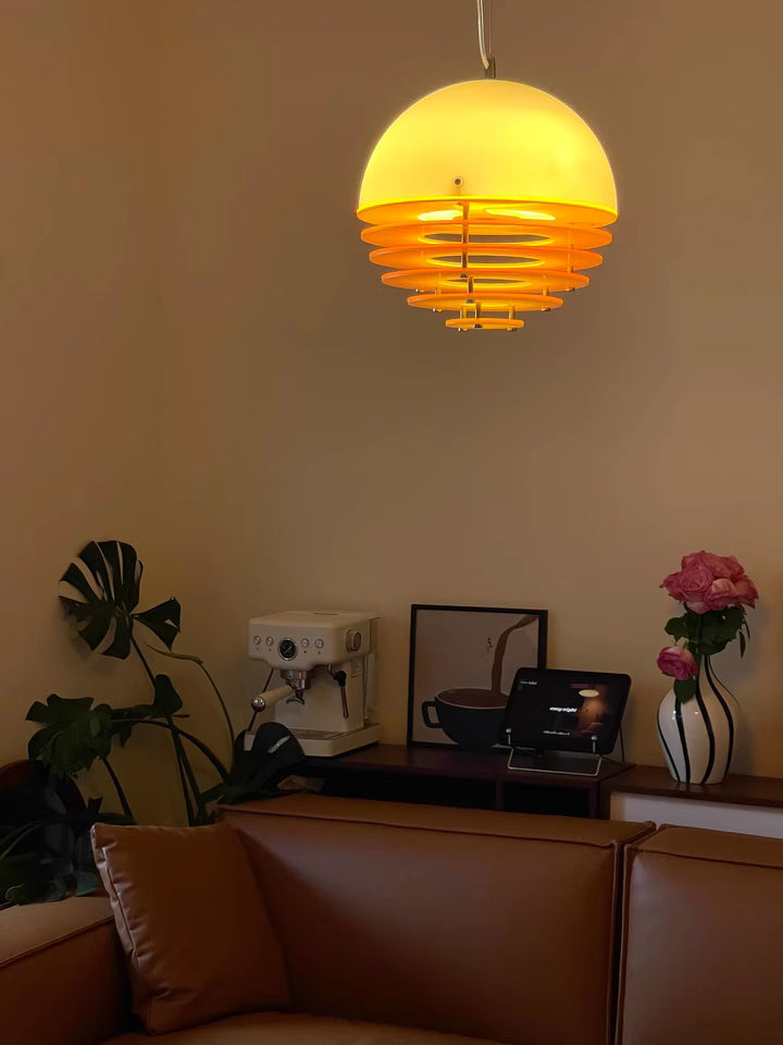 Stijlvolle Hanglamp Bauhaus Design Oranje-Wit Sfeerverlichting voor Moderne Interieurs | Sansoti