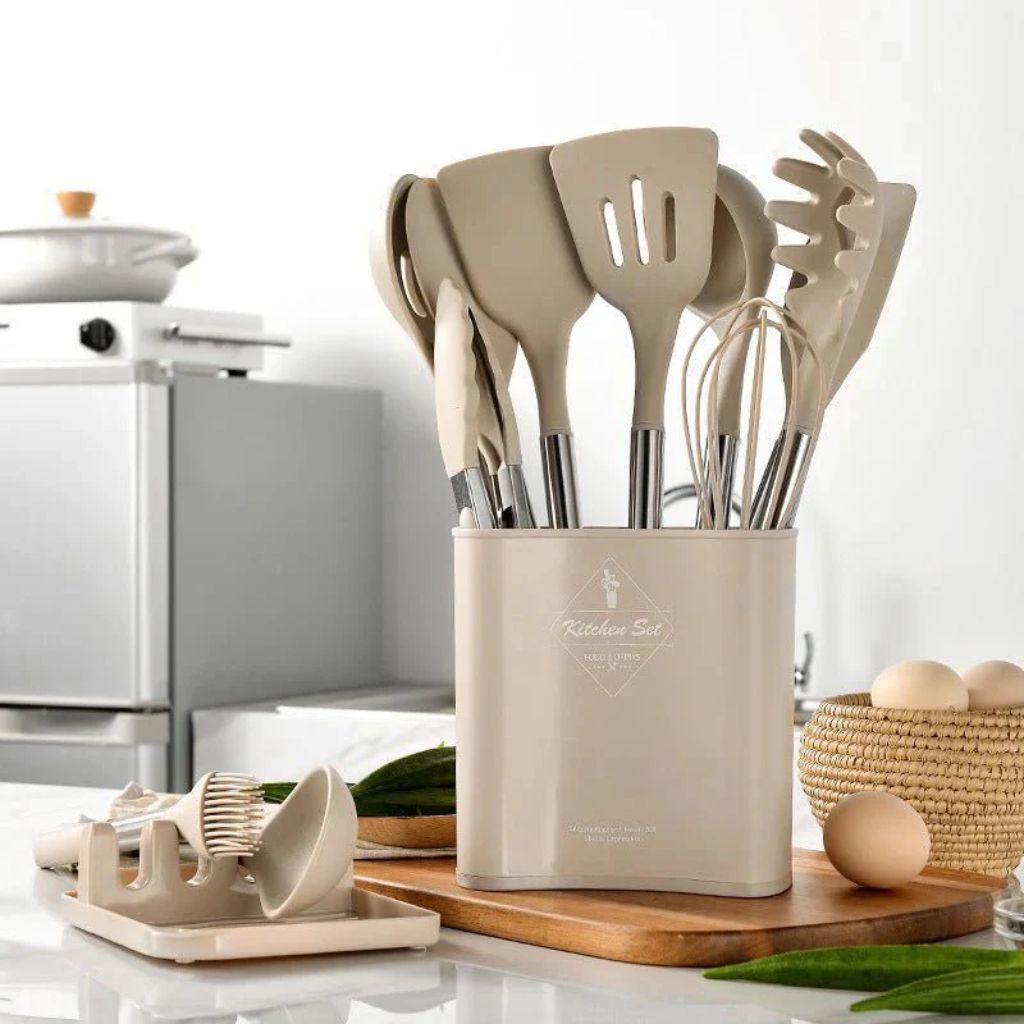 13-Piece Silicone Kitchen Utensil Set with Storage Holder, Heat-Resistant, BPA-Free, Non-Stick and Batter-Resistant | Sansoti