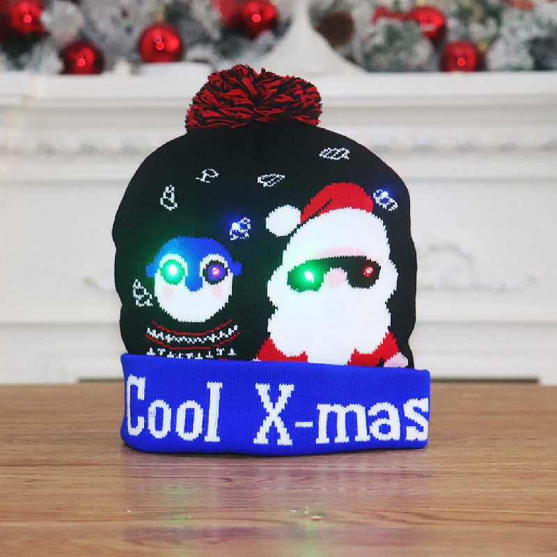 Gebreide Kerstmuts met LED-Verlichting op Batterij Winteraccessoire Feestelijk Design Kerstsfeer Kerstmis | Sansoti
