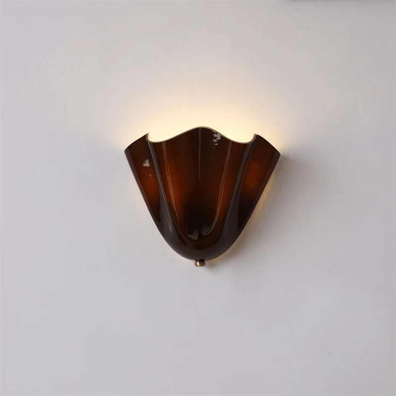 Petalia Wandlamp — Sculptural Petal-Geïnspireerde Glazen Wandverlichting met G9 Fitting en Hardwired Installatie (28 × 25 × 13 cm) | Sansoti