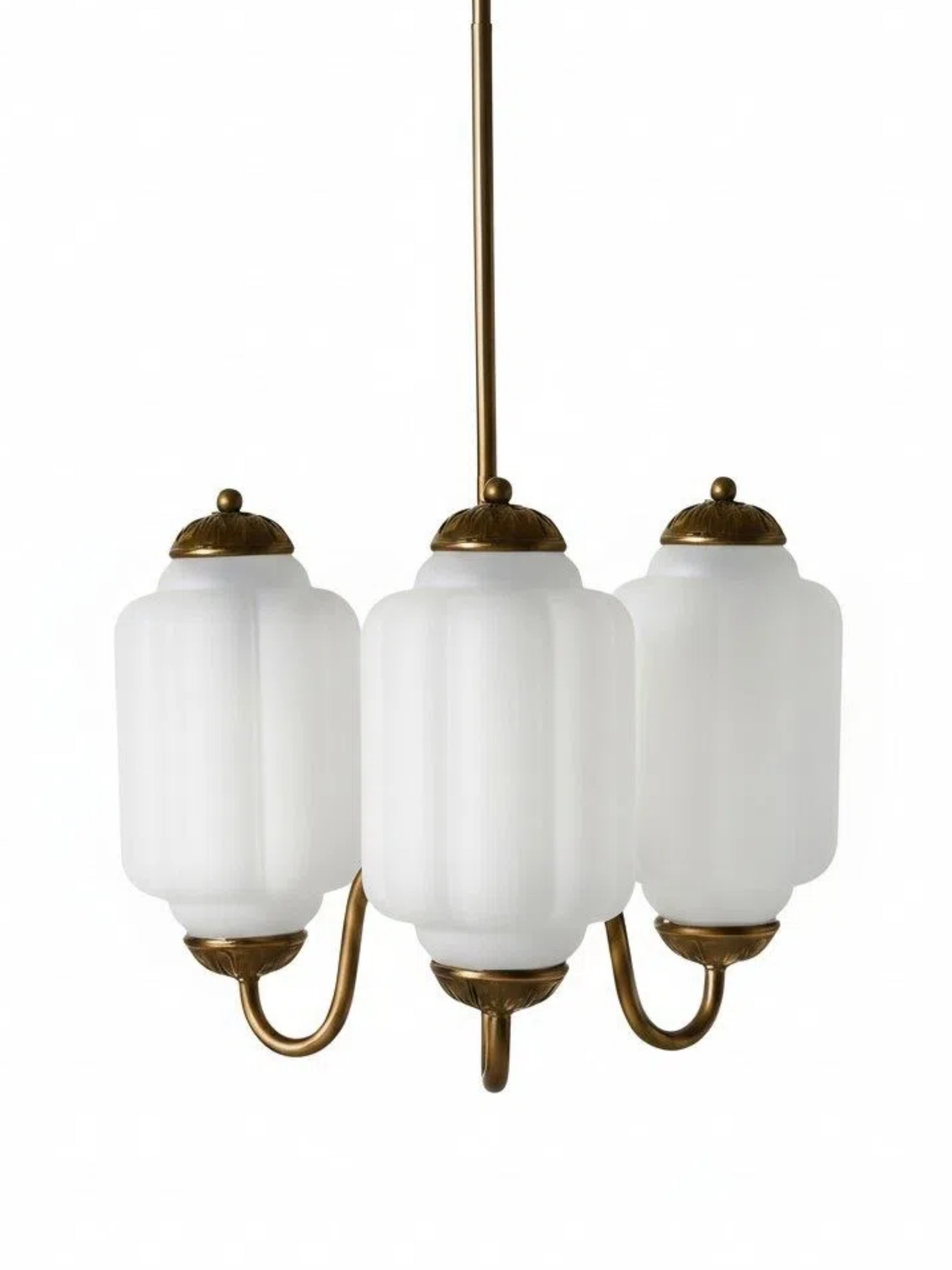Melkglazen Kroonluchter Vintage Afwerking Tijdloze Elegantie Klassieke Verlichting voor Eetkamer Woonkamer | Sansoti