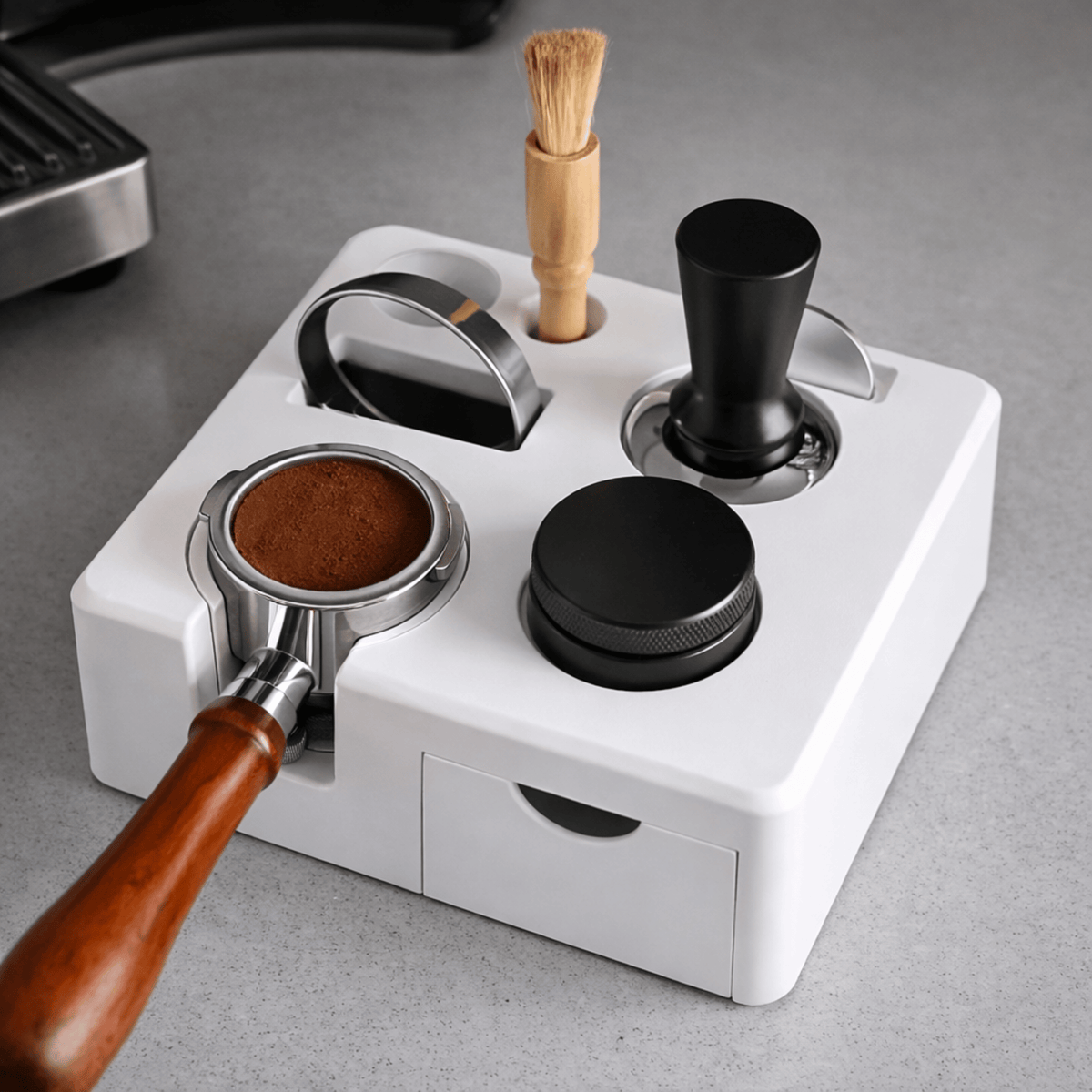 Espresso-Tampingstation mit Werkzeughalter, Schwarz, Weiß, Holzoptik, Organizer, Kaffee- und Barista-Zubehör | Sansoti