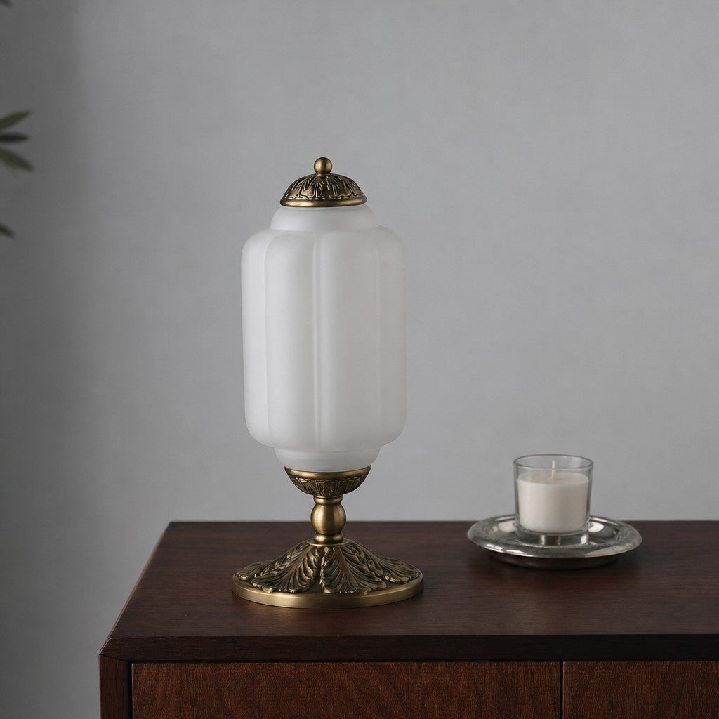 Glazen Tafellamp met Scallop Design Vintage Stijl Slaapkamer Woonkamer Accentverlichting Zwart Messing Matglas | Sansoti
