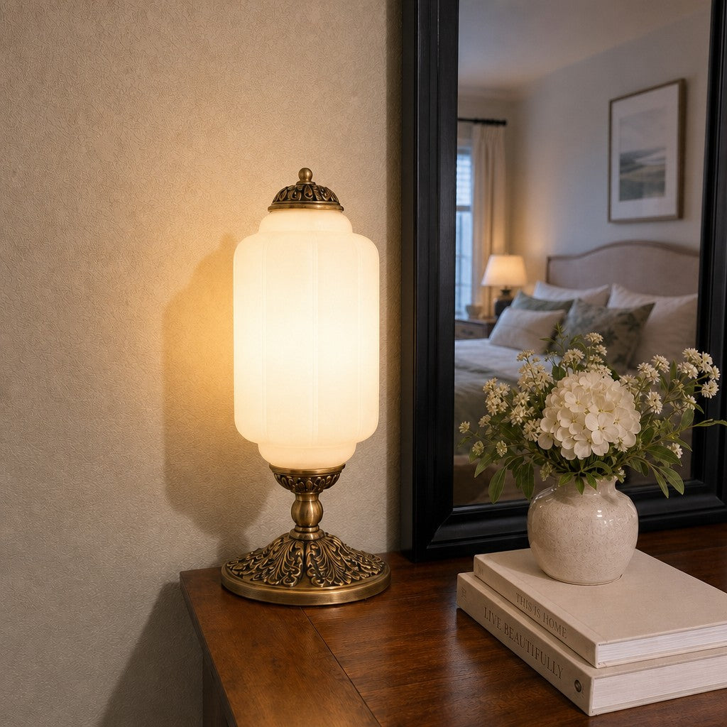 Glazen Tafellamp met Scallop Design Vintage Stijl Slaapkamer Woonkamer Accentverlichting Zwart Messing Matglas | Sansoti