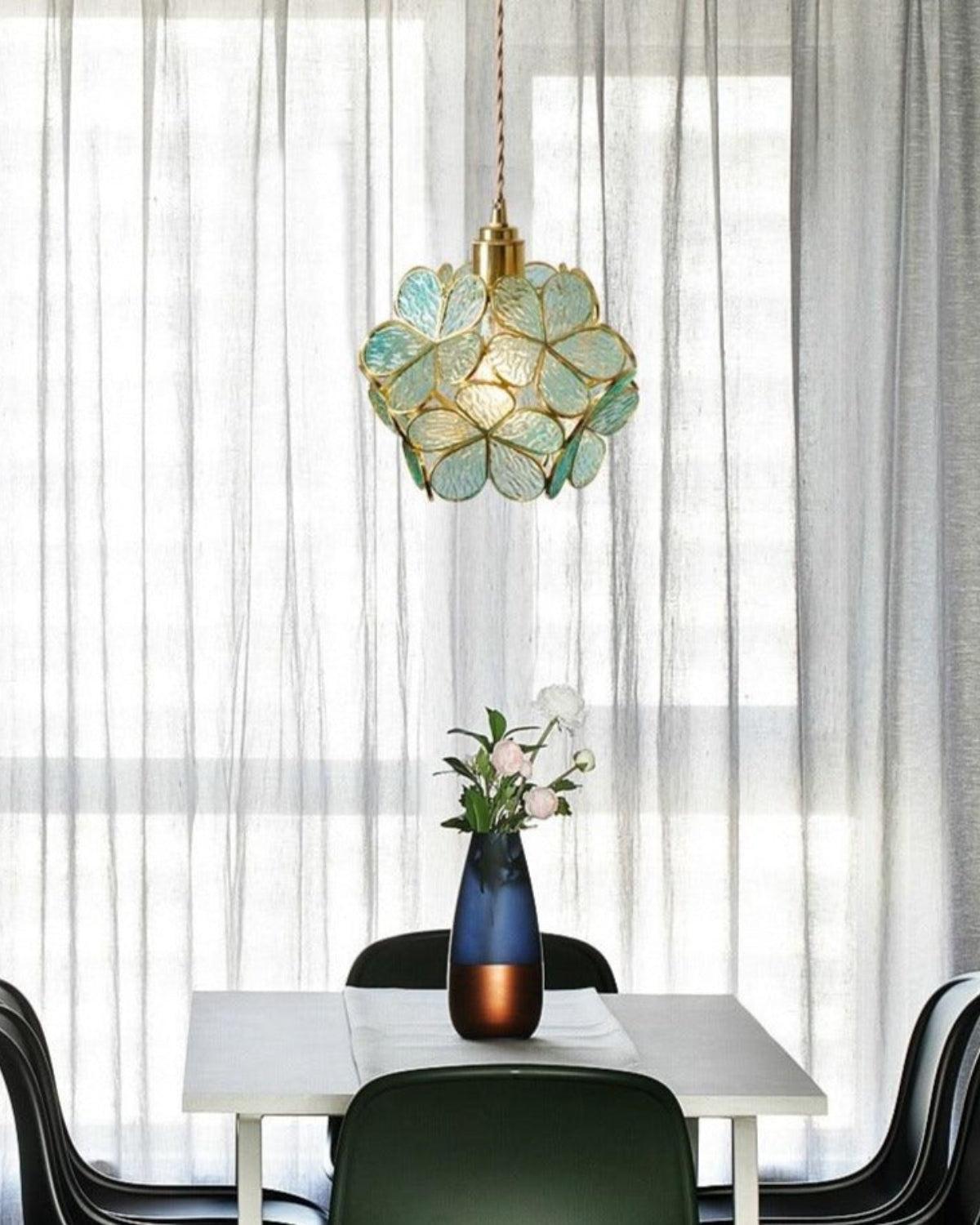 Handgemaakte Hanglamp met Acryl Bloem en IJzeren Frame Transparant Roze Blauw Beige voor Eetkamer Woonkamer Slaapkamer | Sansoti