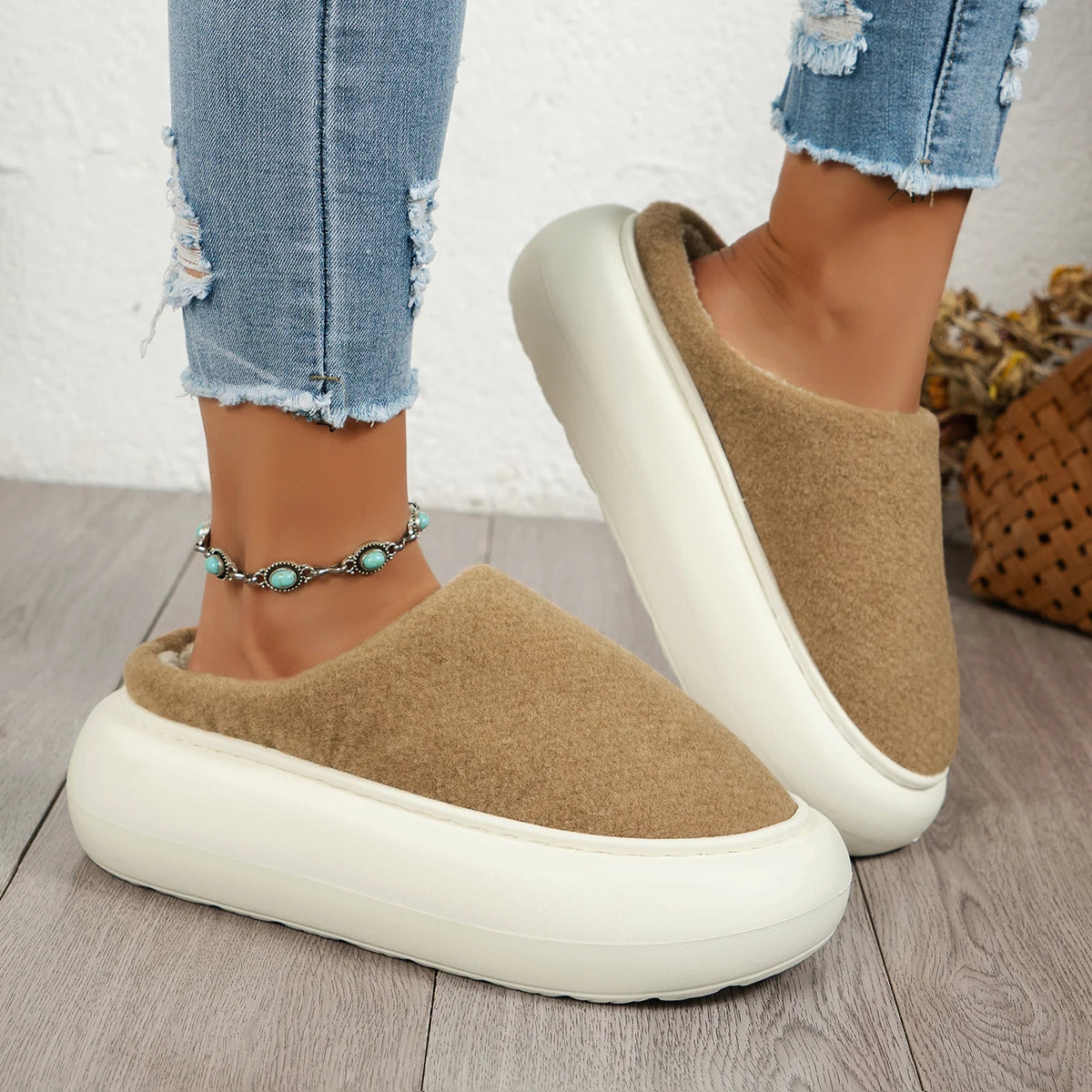 Plush Women's Slippers Winter Warm Non-Slip Sole House Slippers Indoor Comfort Beige Brown Soft Lining | Sansoti