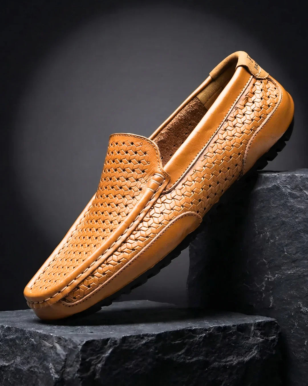 Mocasines de cuero tejidos a mano - Suela flexible y plantilla cómoda para hombre, casuales, de diario y de vestir | Sansoti