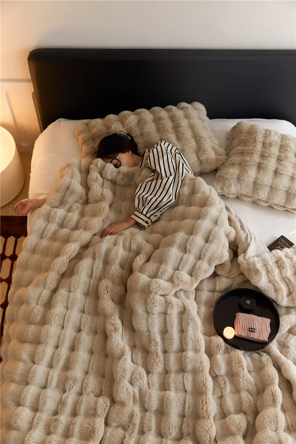 Pluche Plaid Lichtbruin Beige Wit Hemelsblauw 100-230 cm Zachte Woonplaid voor Bed Bank Slaapkamer Woonkamer | Sansoti