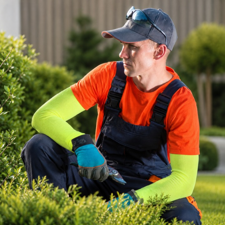 Snijbestendige Werkarmstukken 40 cm met Klittenband en Duimgat voor Veilige Tuinwerkzaamheden en Bescherming | Sansoti