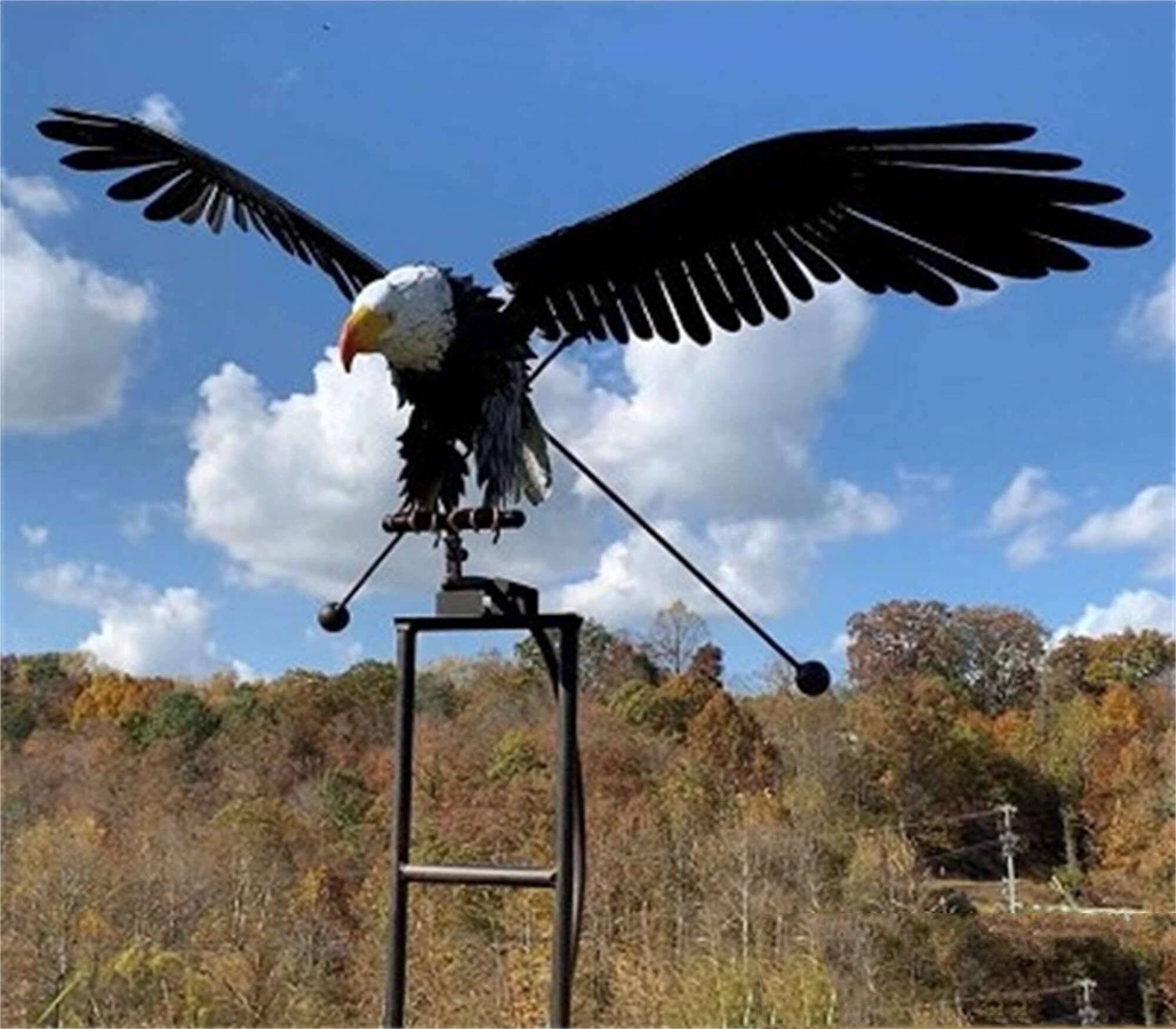 Metalen Vogel Windmolen Tuin Decoratie Weerbestendig Zilver Buiten Tuinornament Bewegende Vleugels Windspinner | Sansoti