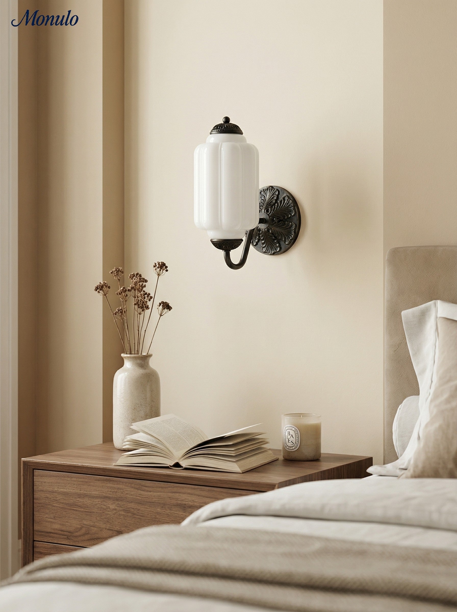 Melkglazen Wandlamp Eloise voor Hal en Slaapkamer | Vintage Wandverlichting met Melkwit Glas | Sansoti