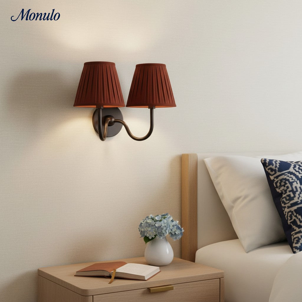 Wandlamp met Geplisseerde Stoffen Kap – Klassieke Verlichting voor Slaapkamer en Woonkamer | Sansoti