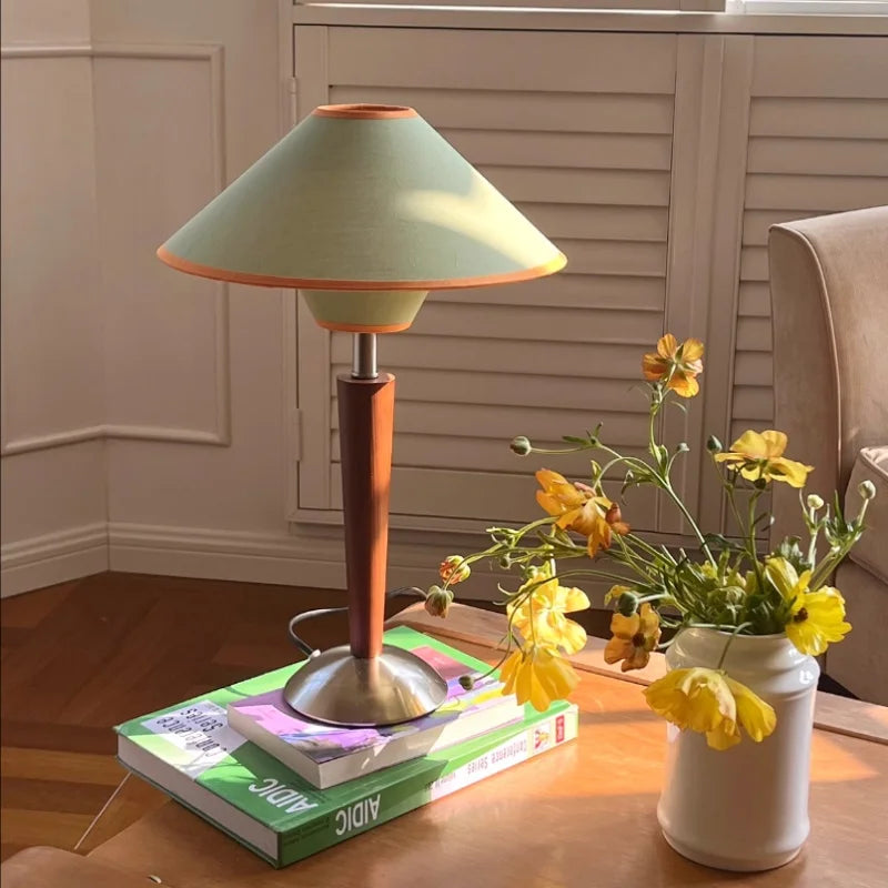 Kegelkap Tafellamp met Houten Voet Stof Scandinavisch Design Slaapkamer Woonkamer Leeslamp LED Verlichting | Sansoti
