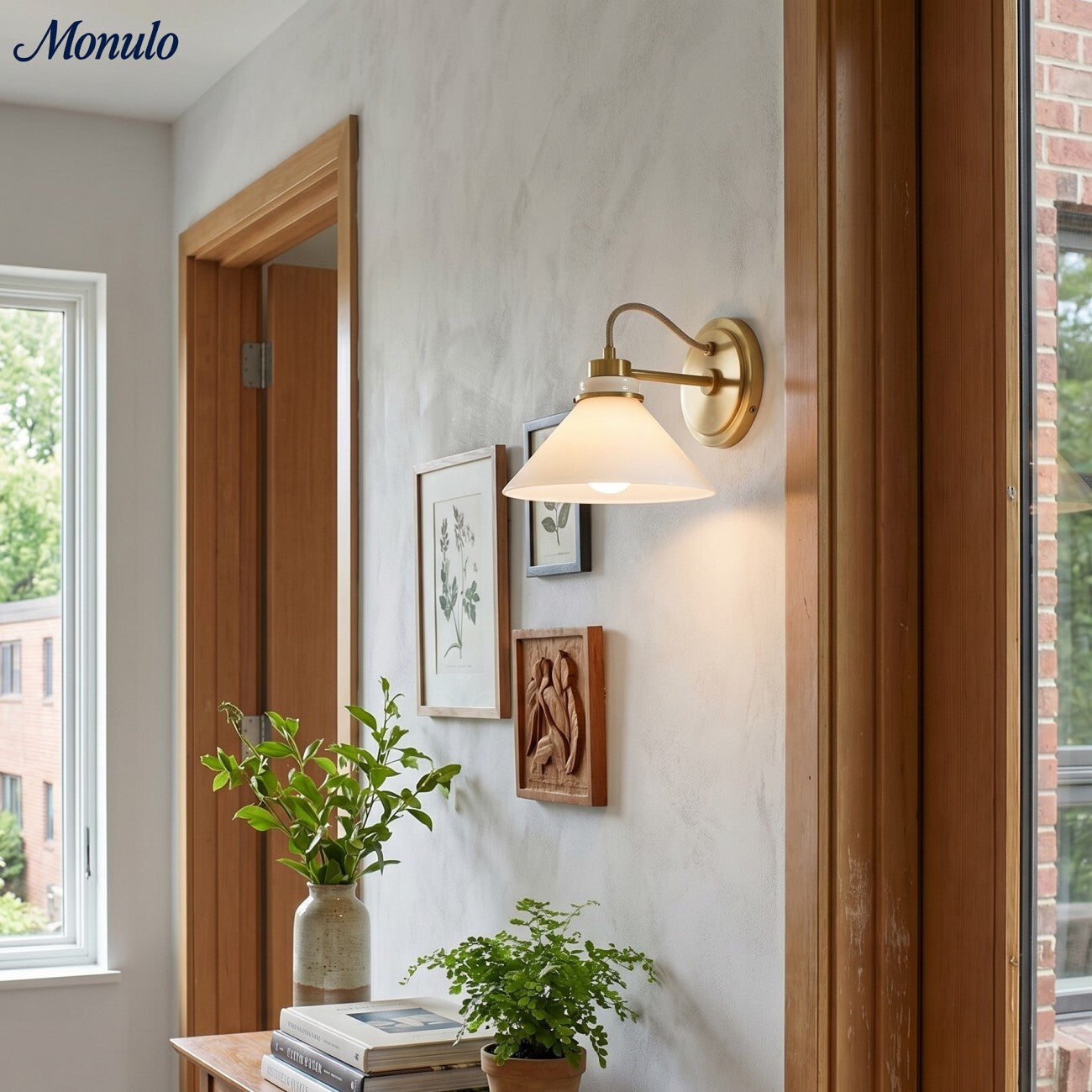 Globe Wandlamp met Gebogen Arm – Moderne Industriële Verlichting voor Badkamer, Slaapkamer en Gang | Sansoti