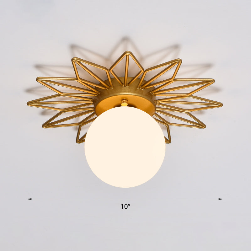 Plafonnier doré avec boule en verre crème douille G9 chambre salon design moderne plafonnier éclairage de plafond | Sansoti