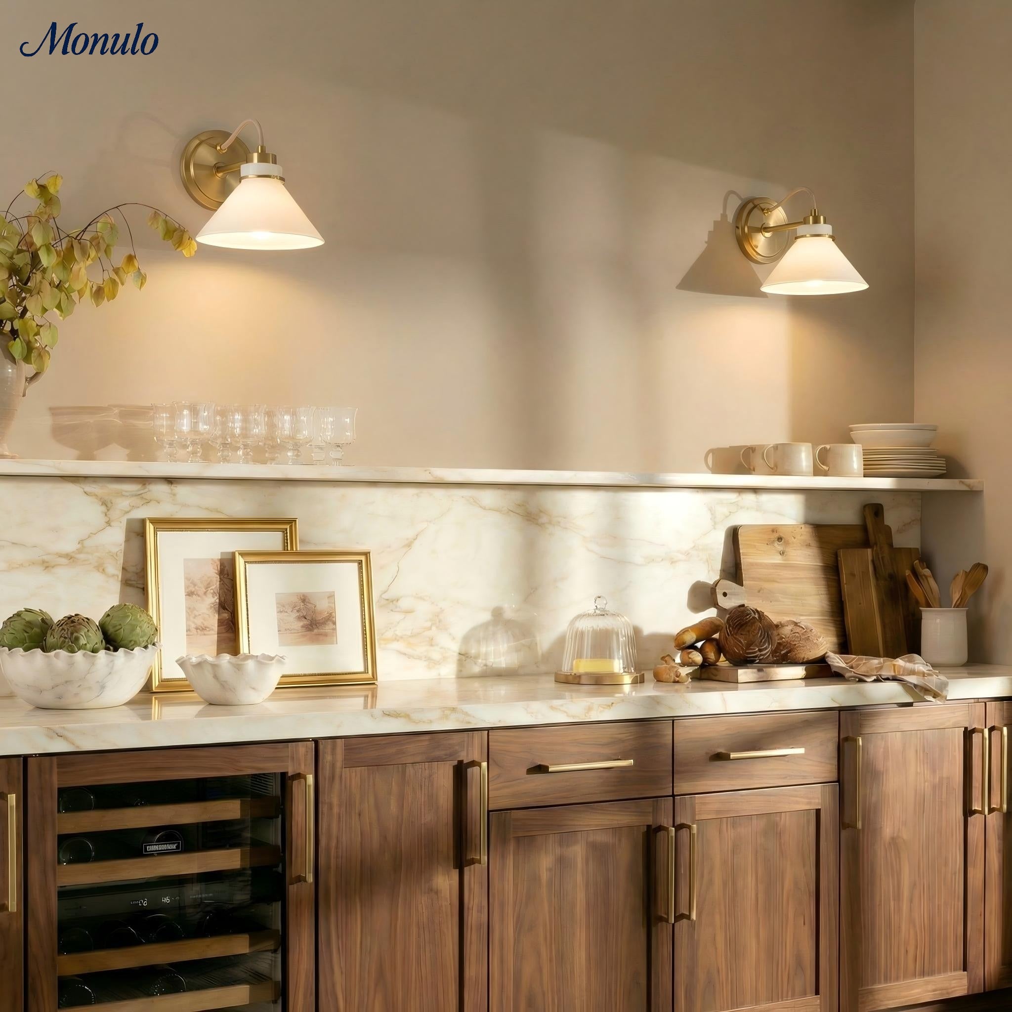 Globe Wandlamp met Gebogen Arm – Moderne Industriële Verlichting voor Badkamer, Slaapkamer en Gang | Sansoti