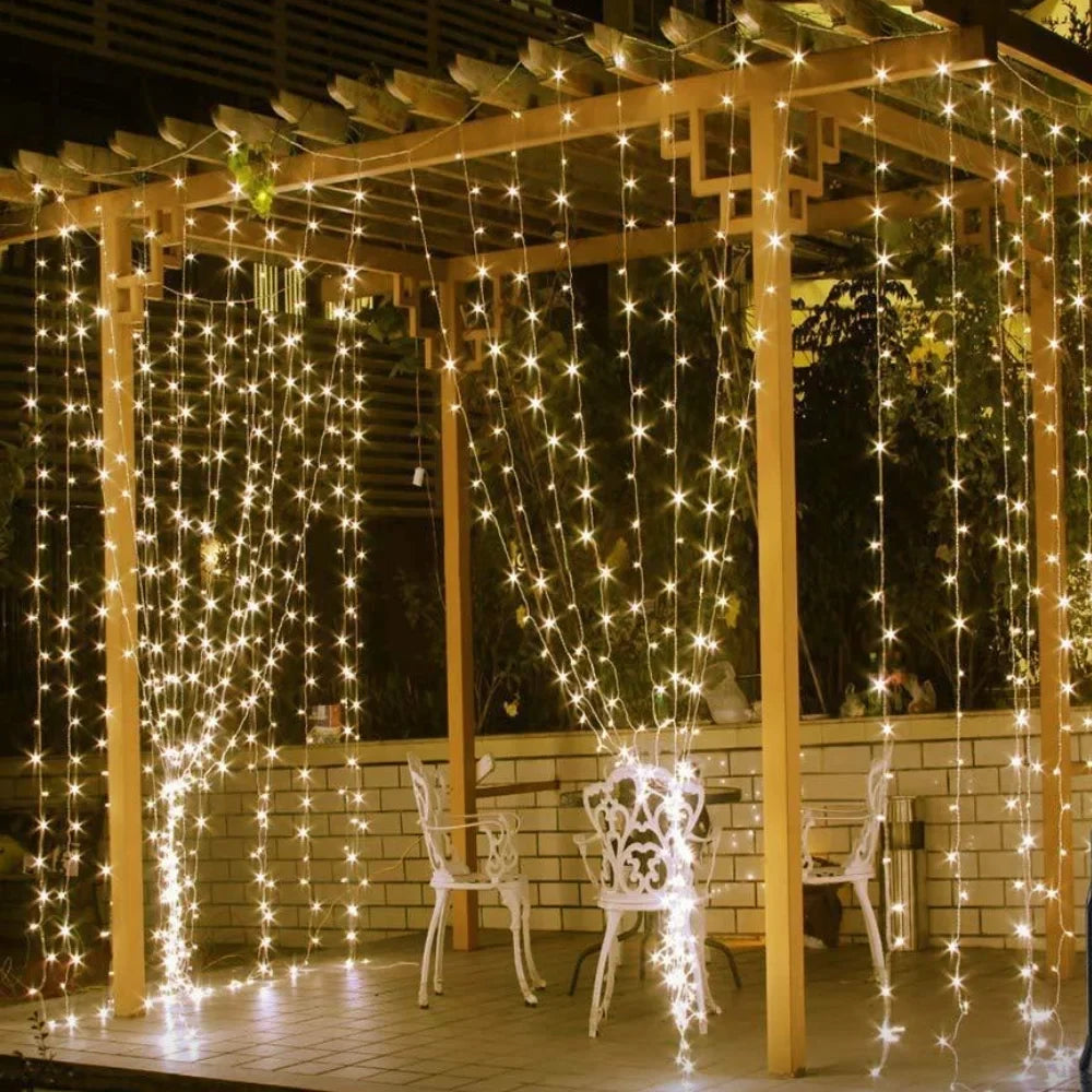 LED Gordijnverlichting Warm Wit 300 Lampjes 3x3m Waterdicht Sfeerverlichting Tuin Balkon Feest Decoratie | Sansoti