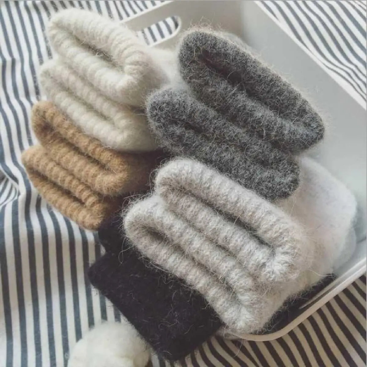 Knitted Mittens with Faux Fur, Fully Lined, Winter Warmth, Women's Men's Unisex Gloves, Winter Accessory | Sansoti