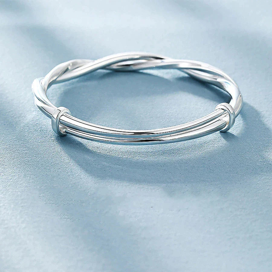 Gevlochten Zilveren Armband – Elegant Damesarmband met Moderne Textuur – Tijdloos Sieraad voor Elke Gelegenheid | Sansoti