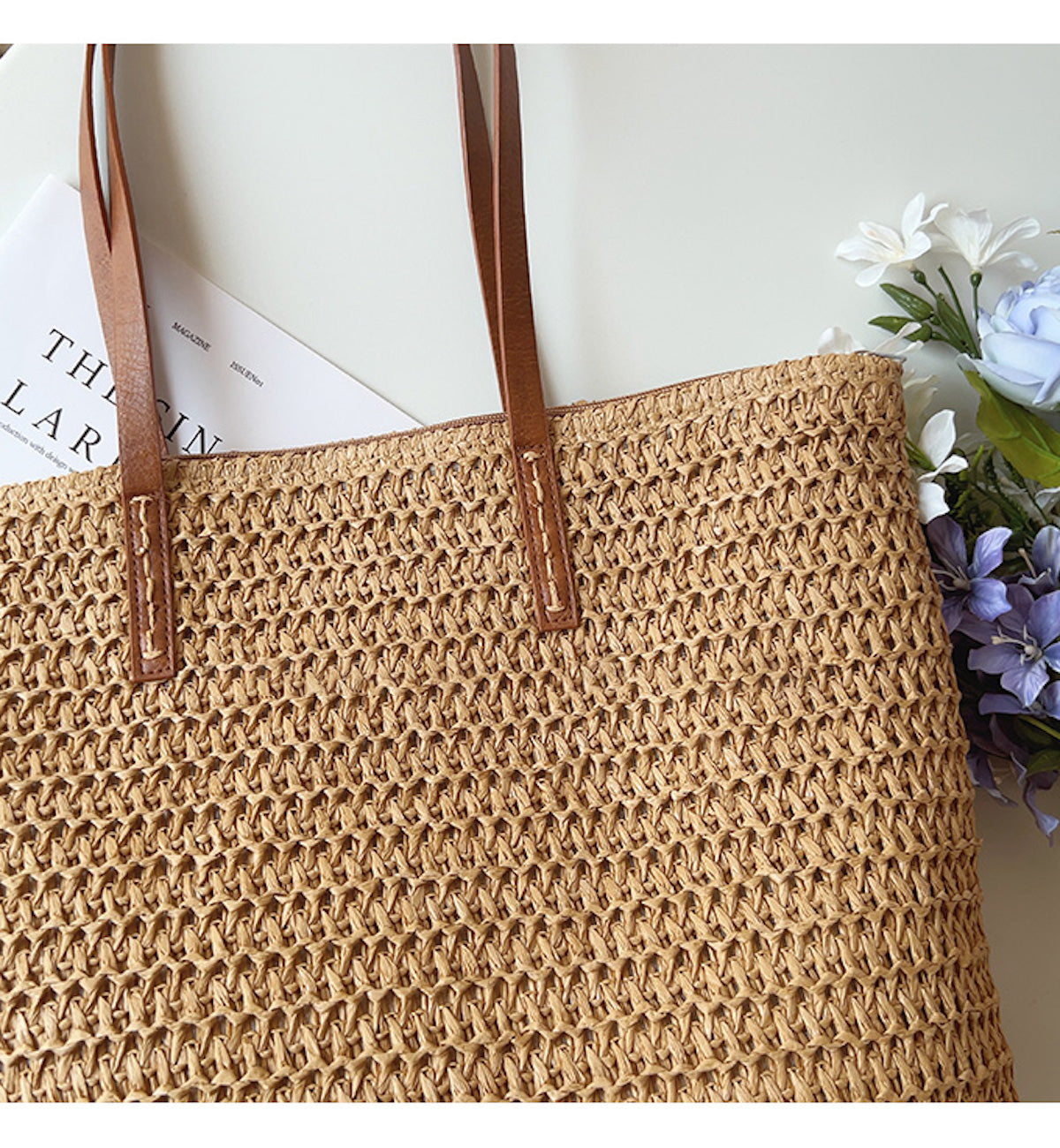 Gevlochten Rieten Mandje met Lederen Hengsels – Natuurlijke Handtas voor Markt en Stad – Scandinavisch Design | Sansoti