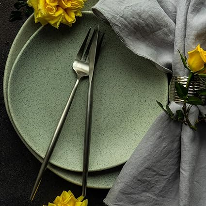 Besteckset, 30-teilig, mattes Edelstahl, minimalistisches Design, Essbesteck mit Löffeln, Gabeln und Messern, spülmaschinenfest, Küche | Sansoti
