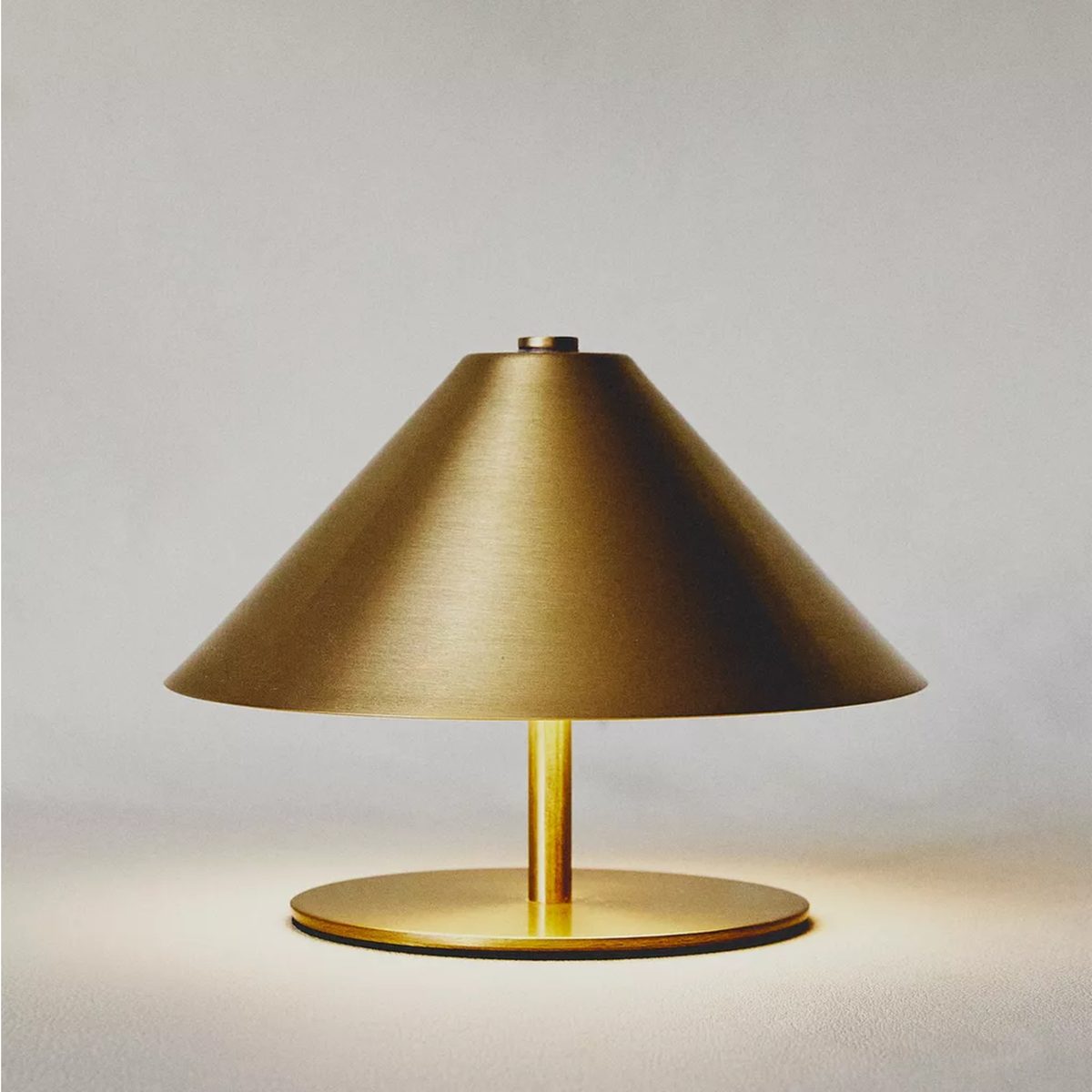 Portable LED Table Lamp with Touch Control Dimmable Rechargeable Gold Silver Iron ABS 3 Settings Mood Lamp | Sansoti