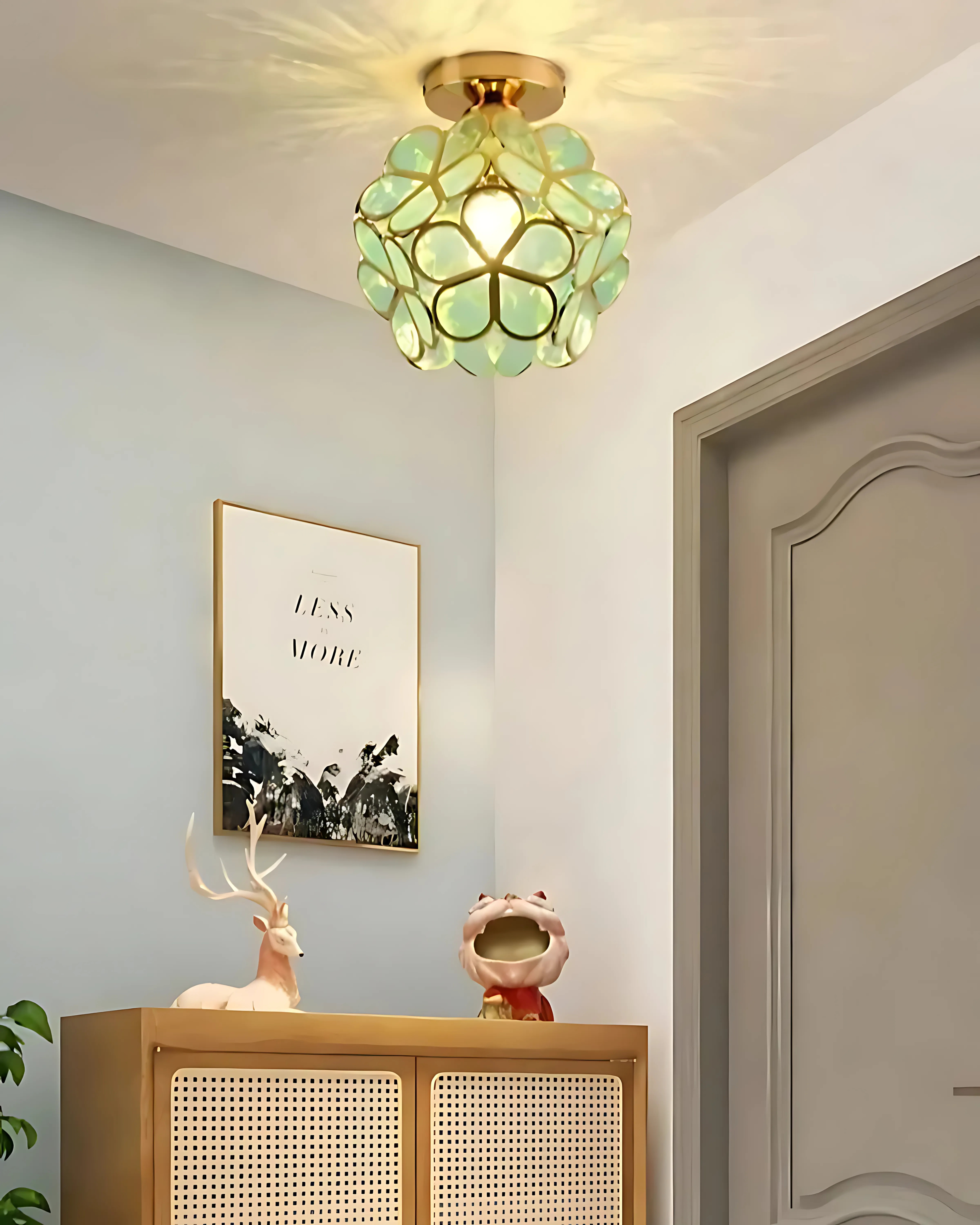 Moderne Deckenleuchte mit Blumendesign aus Acryl und goldfarbenem Eisen – luxuriöse LED-Designerleuchte 20 cm | Restfield