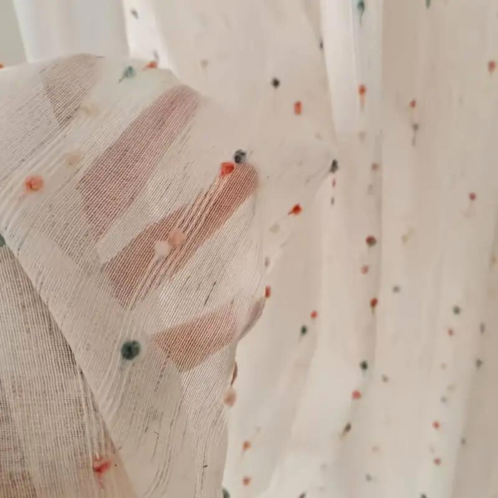 Regenboog Tule Vitrage – Zachte Kleuren Gordijn met Vrolijke Geborduurde Details voor Woonkamer, Slaapkamer en Balkon | Sansoti