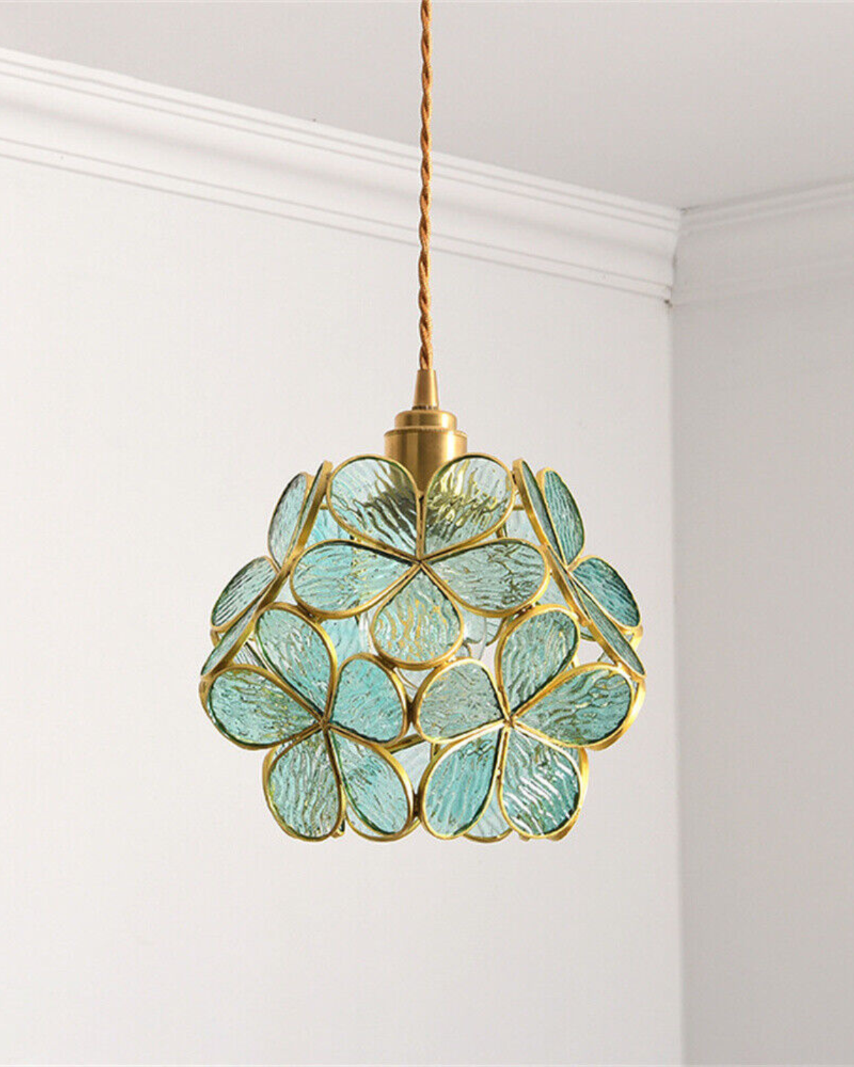 Handgemaakte Hanglamp met Acryl Bloem en IJzeren Frame Transparant Roze Blauw Beige voor Eetkamer Woonkamer Slaapkamer | Sansoti