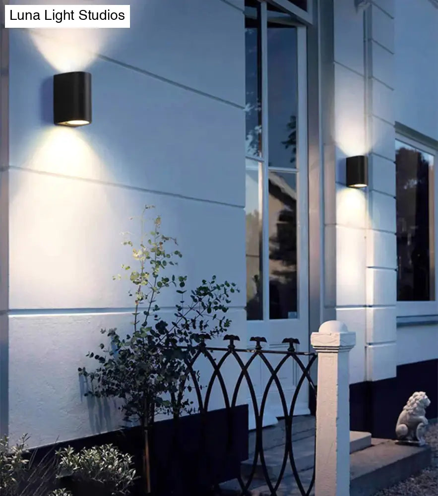 Kwadratowa zewnętrzna lampa ścienna LED z aluminium, wodoodporna IP65, nowoczesny design, oświetlenie ogrodowe i wejściowe | Sansoti