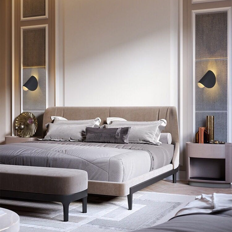 Applique murale LED Ours avec ballon, orientable à 360°, en métal noir, blanc, rouge et bleu, pour chambre d’enfant, chambre à coucher et salon | Sansoti