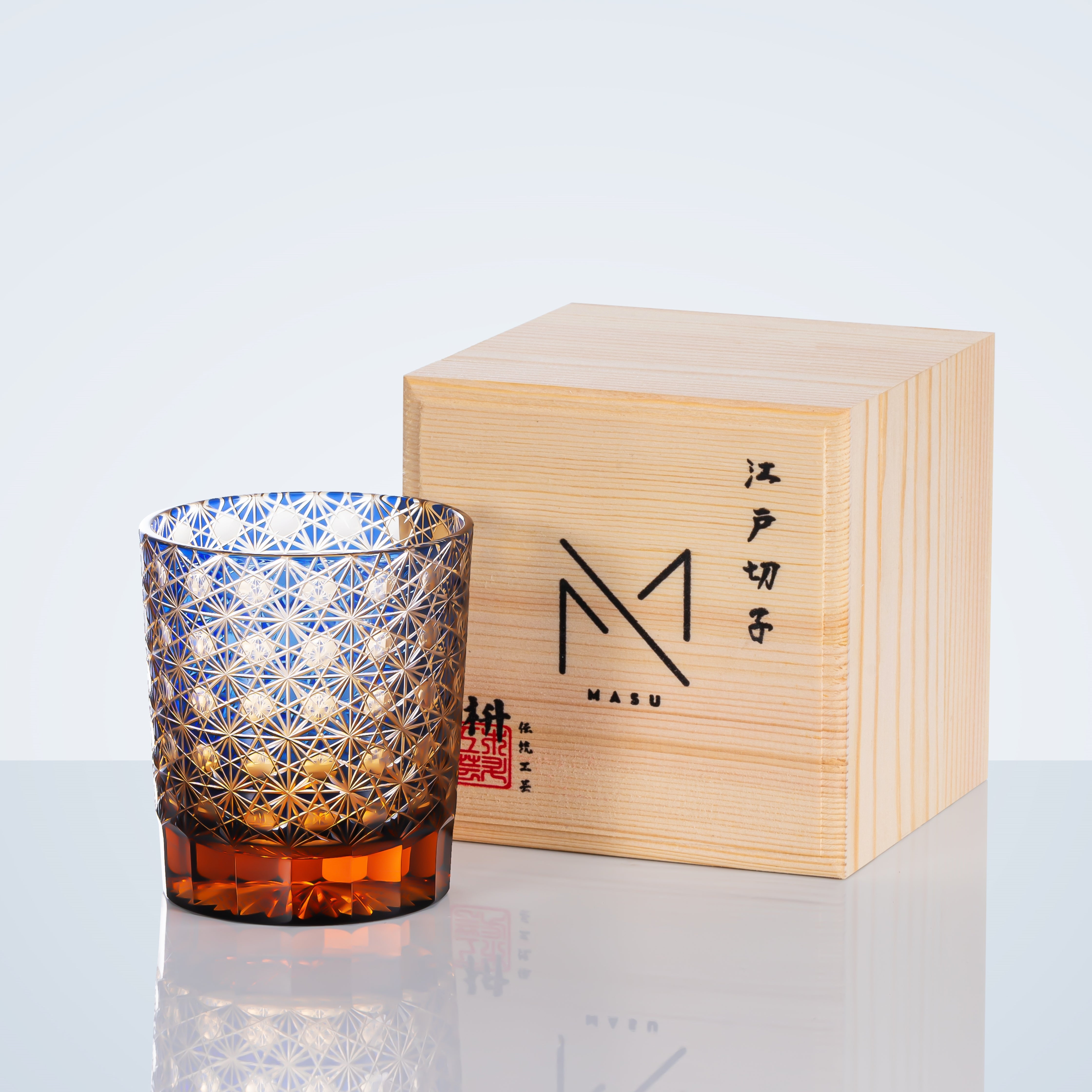 Handgeslepen Whiskeyglazen met Ster en Chrysant Patroon – Blauw Amber & Rood Amber – Inclusief Houten Doos | Sansoti