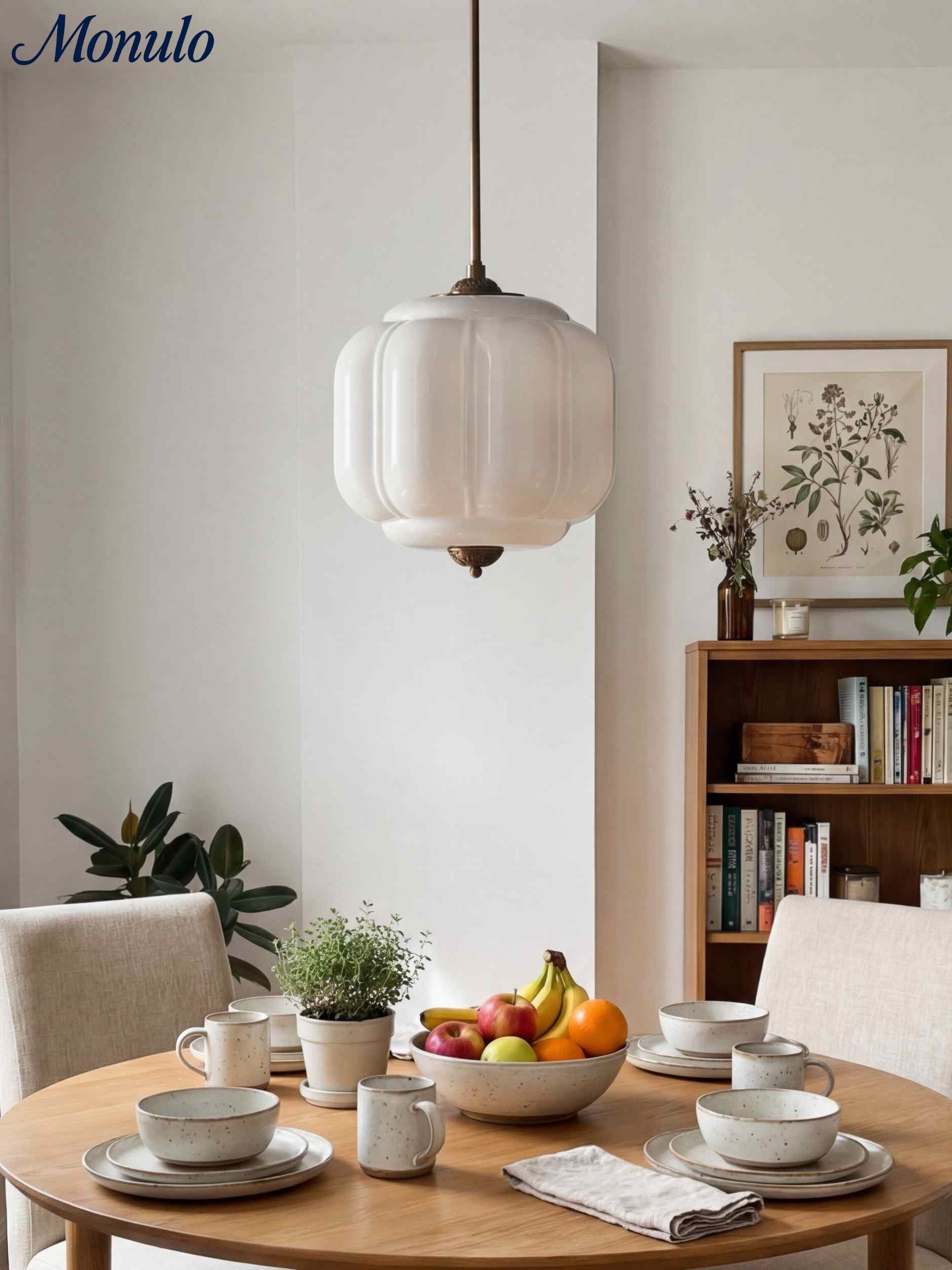 Vintage Kroonluchter met Crèmekleurige Glazen Kappen – Hanglamp in Retro-Stijl voor Eetkamer & Woonkamer | Sansoti