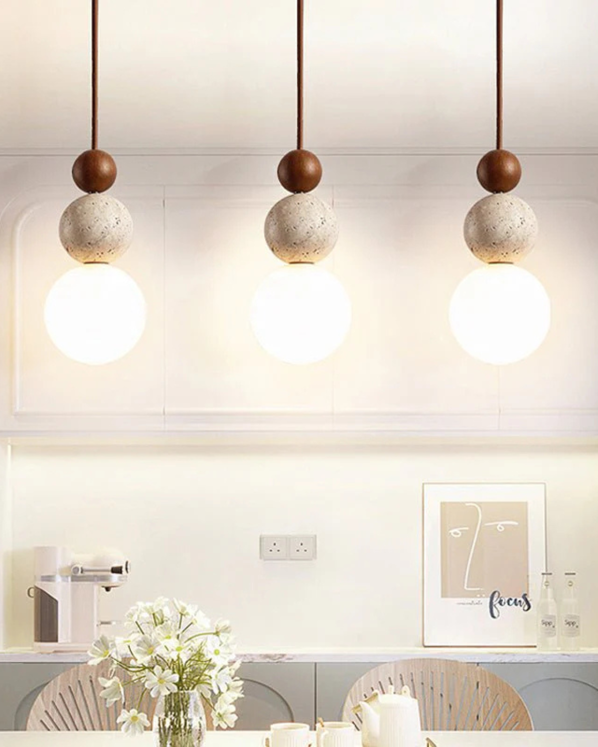 Sculptuur Hanglamp met Natuursteen en Glazen Bol – Warm Ambient Licht voor Eetkamer Woonkamer Slaapkamer – Japandi Design Hangverlichting | Sansoti