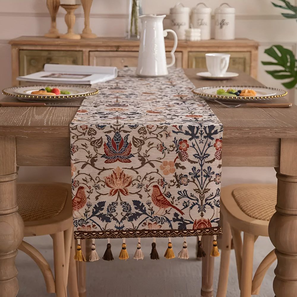 Vintage Jacquard Tafelloper met Vogel & Bloemmotief – Landelijke Elegantie met Kwastjes | Sansoti