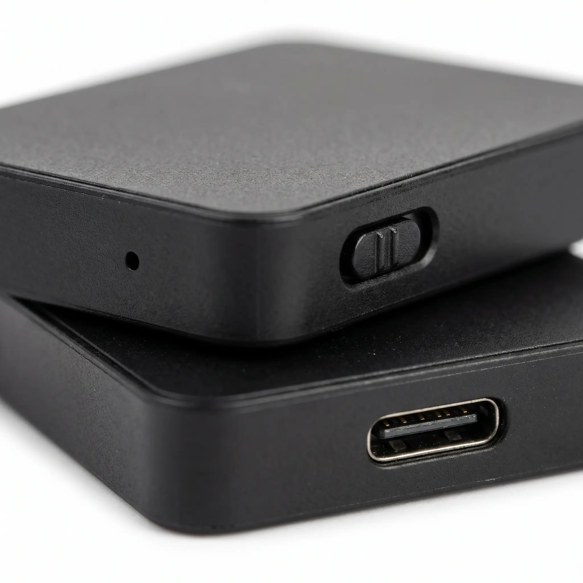Enregistreur vocal compact à activation sonore – Petit dictaphone de 16 Go avec 50 heures d’autonomie et réduction du bruit pour réunions, entretiens et prises de notes | Sansoti