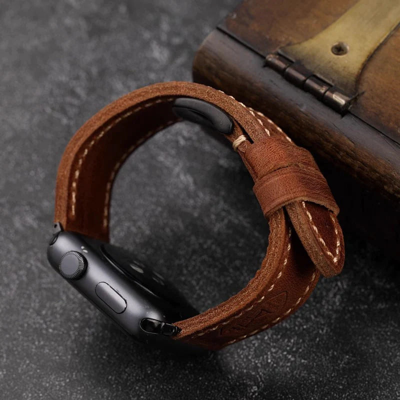 Vintage Leren Horlogeband voor Apple Watch met Handgestikte Naden en Volledig Narfleder Afwerking | Verstelbare Bandje 40-49mm voor Authentieke Retro Look Patina Ontwikkeling | Sansoti