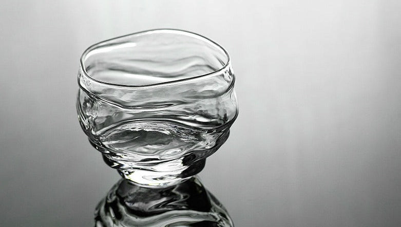Japans Whiskyglas met Golvende Kristal Textuur 255ml Handgemaakt Premium Barware voor Spiritusproevers en Whiskyliefhebbers Luxe Drinkglas met Houten Kist Oceaanontwerp Kristalglas | Sansoti