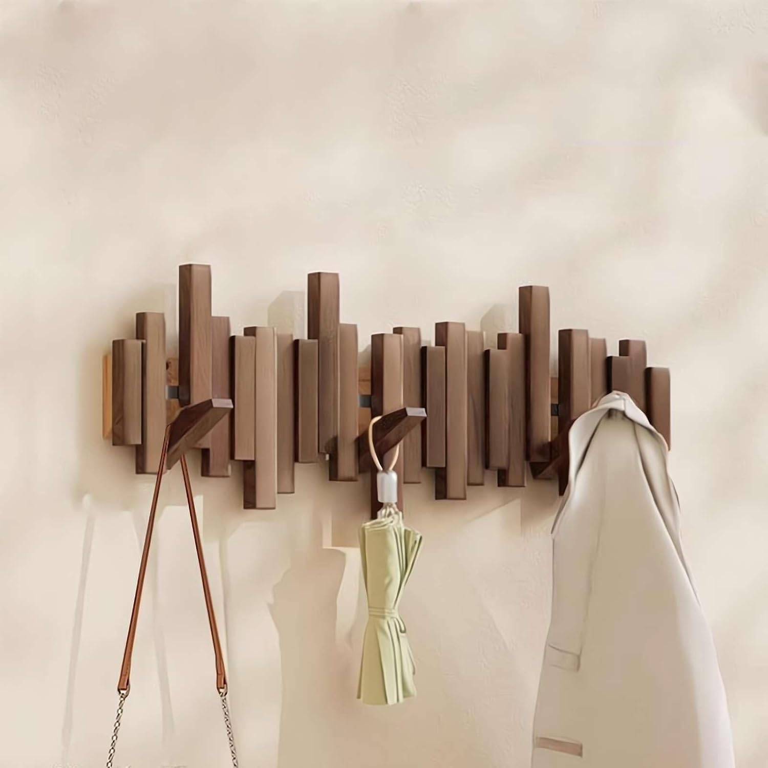 Wandkapstok met Magnetische Opvouwhaken - Scandinavisch Design - 4 tot 10 Haken - Modern Essenhout of Walnoot - Ruimtebesparend Hallway Organizer - Sleutellochophanging | Sansoti