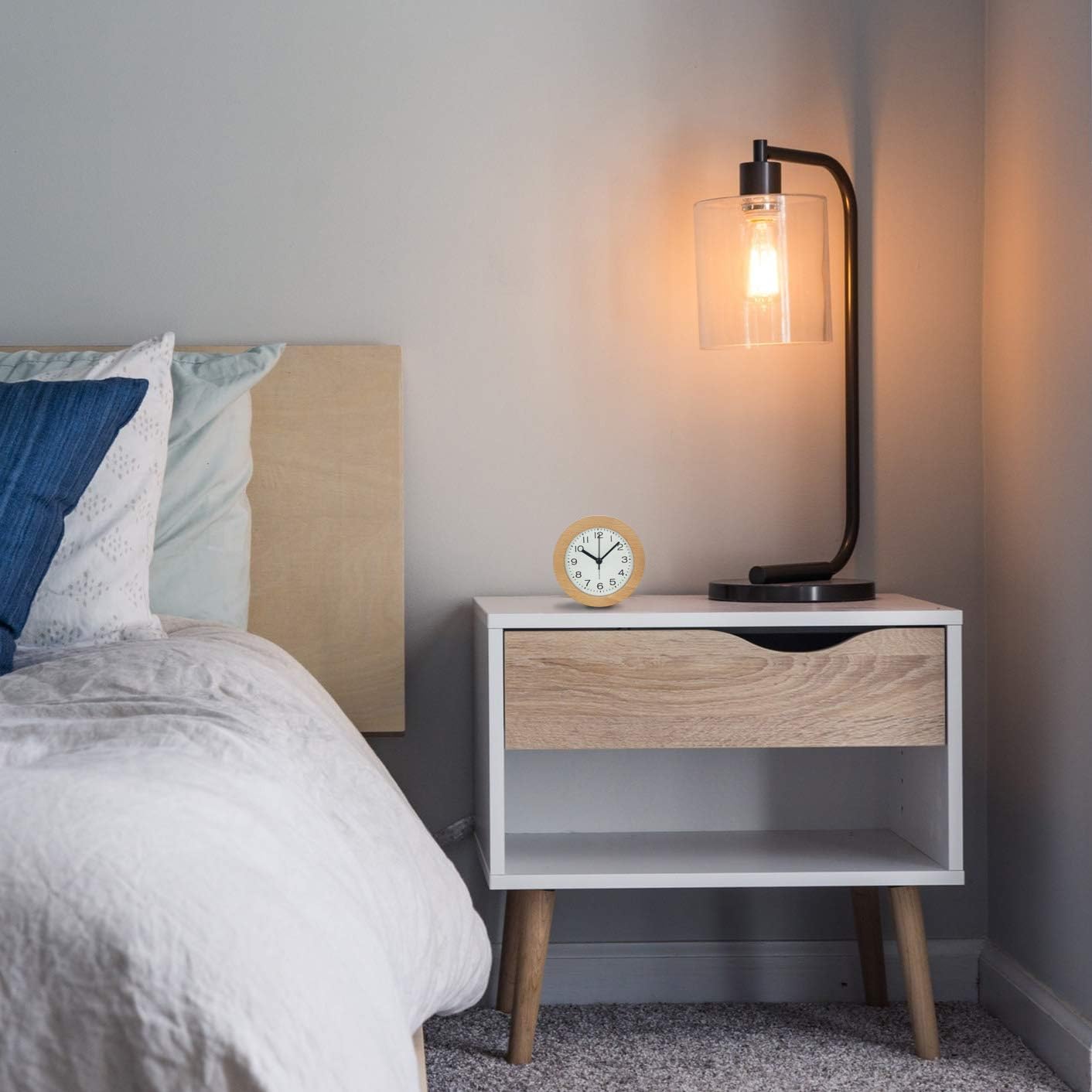 Stille Wekker van Beuken met LED-Nachtverlichting Analoog Quartz met Snooze-Functie | Sansoti