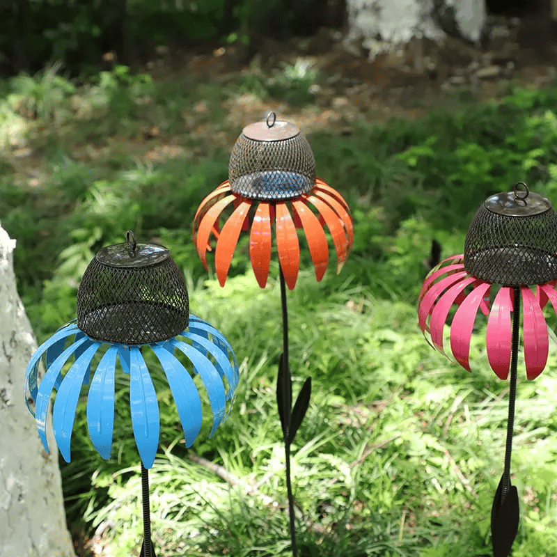 Decoratieve Vogelvoeder voor de Tuin – Metalen Vogelvoerhouder op Steker voor Buiten | Sansoti