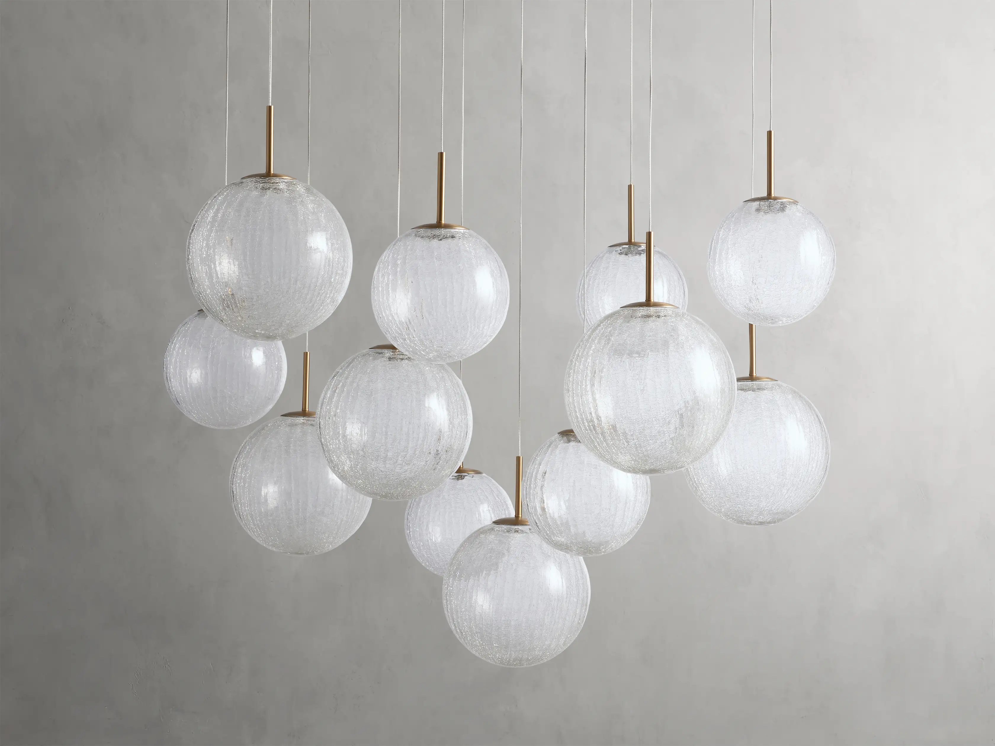Suspension ronde à boules en verre, laiton et verre craquelé, réglable pour pièces à hauts plafonds, lustre LED | Sansoti