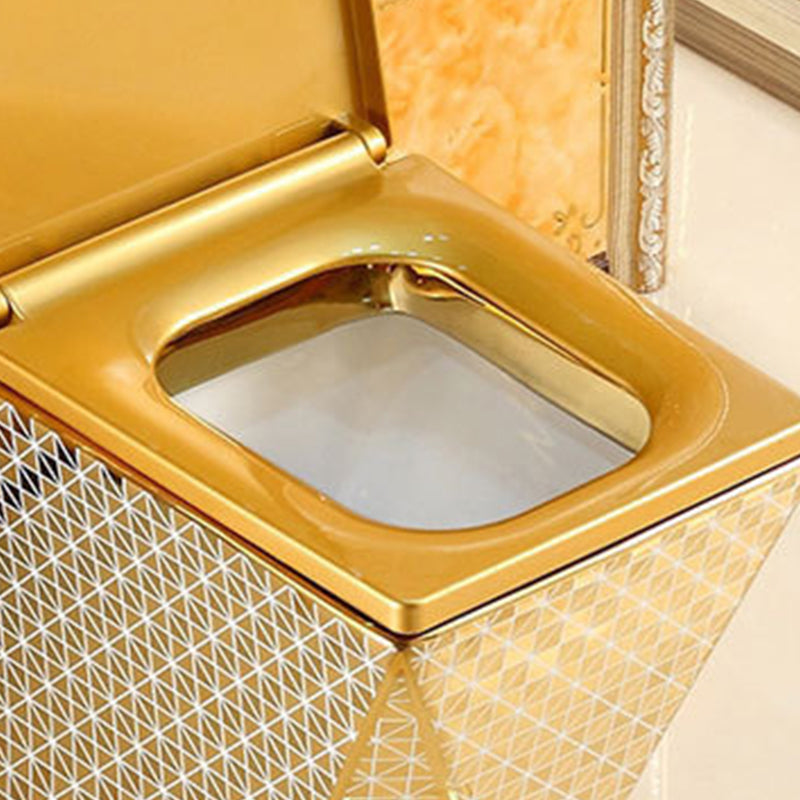 Eendelig Staand Toilet Goudkleurig Keramisch Closet voor Moderne Badkamers | Sansoti