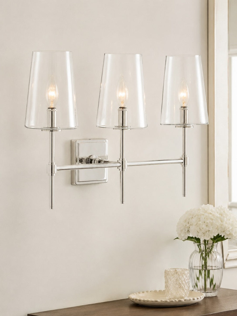 Glazen Wandlamp met Helder Glas – Enkelvoudige tot Drievoudige Configuratie – Elegante Badkamerverlichting | Sansoti