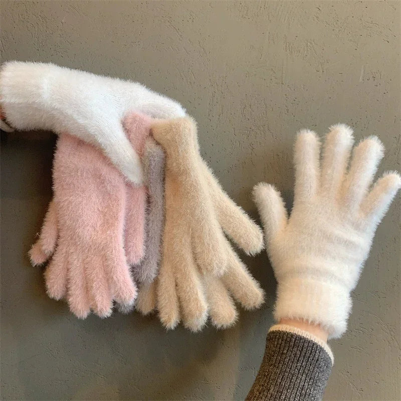 Warm Women's Velvet Winter Gloves with Lined Cuff Soft Winter Gloves for Outdoors Elegant | Sansoti