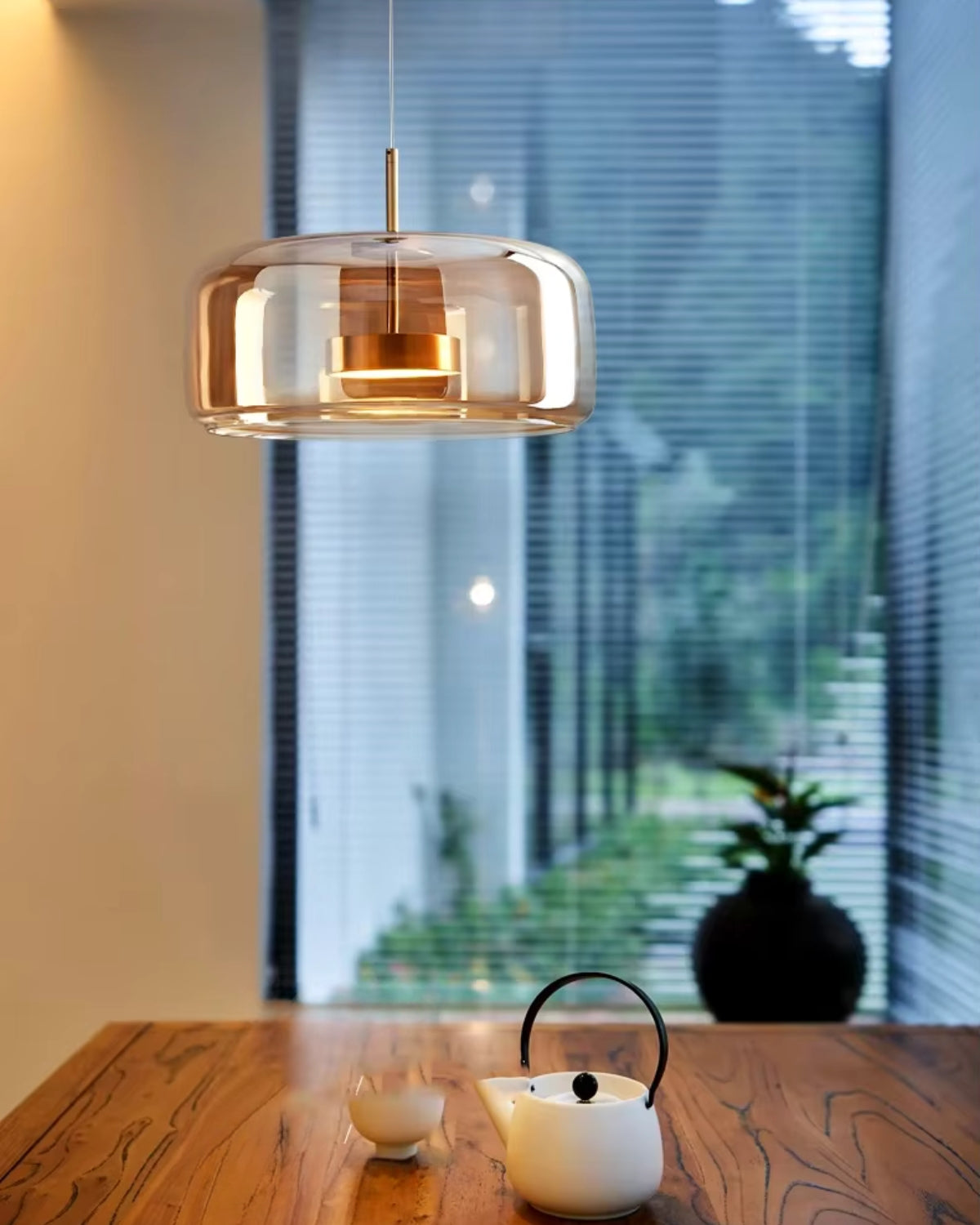 Hanglamp Rookglas met LED Verlichting Goud Zwart Amber Dimbaar Eetkamer | Scandinavische Glazen Plafondlamp Metalen Finish Keukeneiland Moderne Verlichting Woonkamer Design | Sansoti