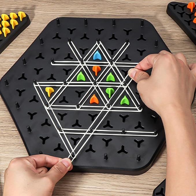 Strategic Triangle Game – Elastic Puzzle with Wooden Pegs for Concentration and Tactical Thinking | Sansoti